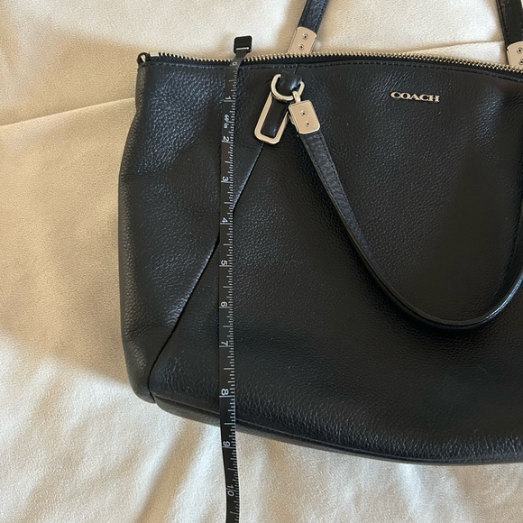 Coach Black Leather Shoulder Bag - Picture 4 of 8